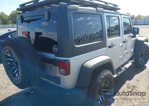 2012 Jeep Wrangler Unlimited Sport z USA, uszkodzony, nr VIN 1C4HJWDG0CL189603